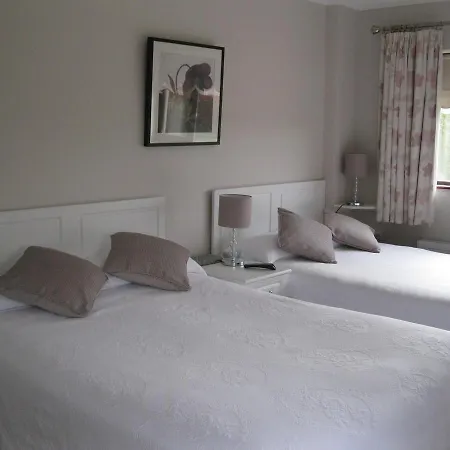 Bed and Breakfast Glendale House 3*