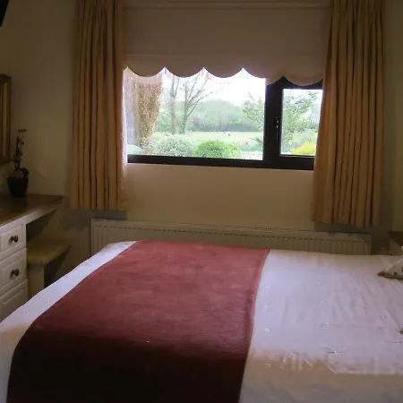 Glendale House Bed and Breakfast 3*